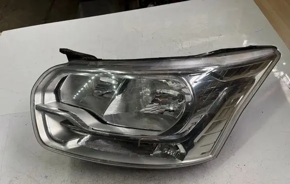 Ford Transit Headlight/headlamp BK3113W030AD