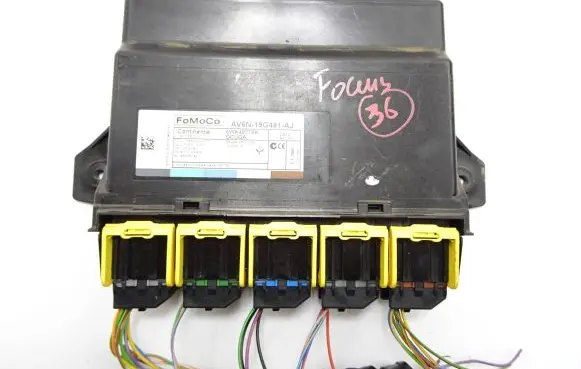 Ford Focus Comfort/convenience module AV6N19G481AJ 5WK49778K