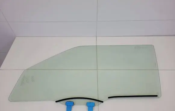 Suzuki Ignis Rear door window glass 43R005165