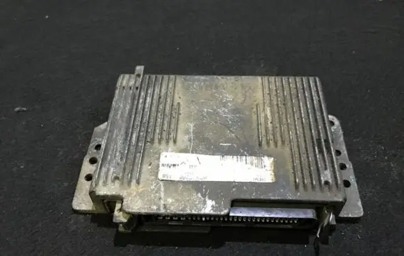 Renault Laguna I Engine control unit/module HOM7700864458 7700102294
