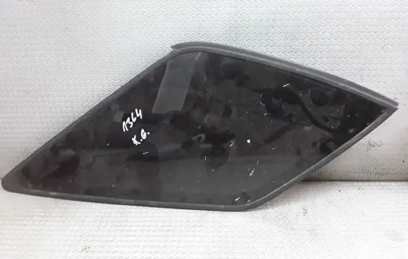 KIA Sorento Rear side window