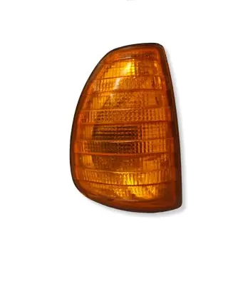 Mercedes-Benz W123 Front indicator light 1305233052