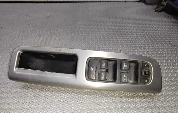 Volvo V50 Electric window control switch 30710787