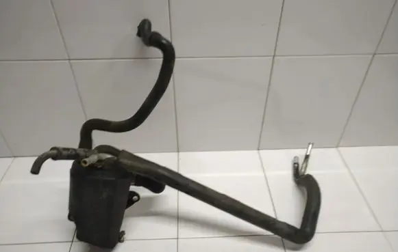 Volvo XC70 Breather/breather pipe/hose 1271988