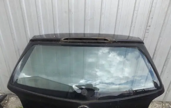 Volkswagen Polo IV 9N3 Truck tailgate 