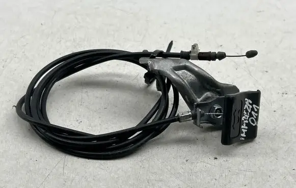 Subaru Impreza III Engine bonnet (hood) release handle 