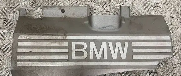 BMW 5 E60 E61 Engine cover (trim) 11127508778 11127548849 N62
