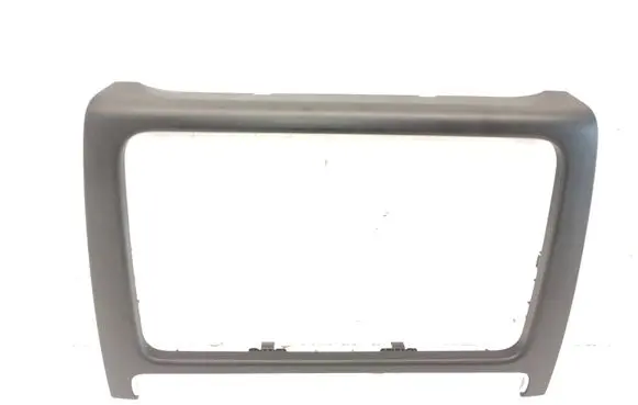 Radio/GPS head unit trim