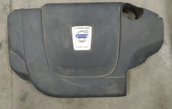 Volvo S60 Engine cover (trim)