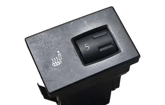 Volkswagen Touareg I Seat heating switch 7L6963564