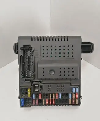 Volvo XC90 Fuse module 30786476