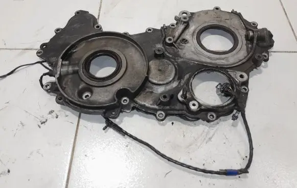 Toyota Land Cruiser (J120) Timing chain cover 585010