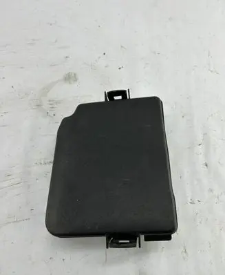 Hyundai Santa Fe Fuse box cover 91950A2720