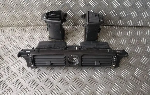 Jaguar XJ X308 Dash center air vent grill LNF4315AB LCN5180AA GND6770AB