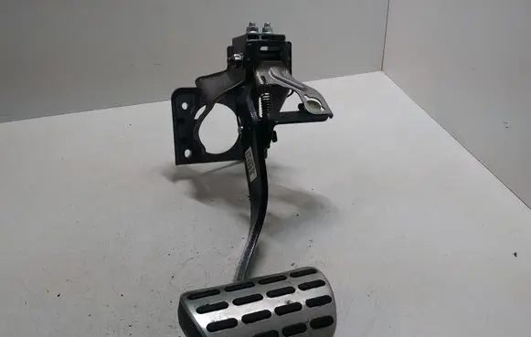KIA Sportage Brake pedal 32800D9850