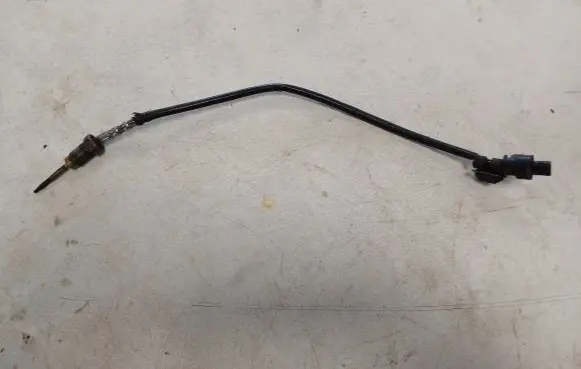BMW 5 F10 F11 Exhaust gas temperature sensor 8509963