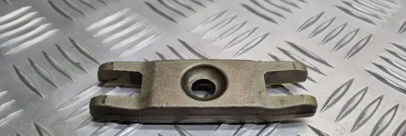 Opel Astra G Fuel Injector clamp holder 
