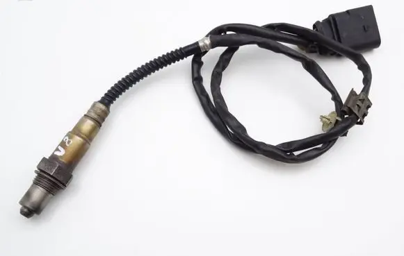 Audi A8 S8 D3 4E Lambda probe sensor 077906265AE 0258006527
