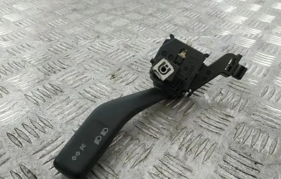 Volkswagen Golf V Indicator stalk 1K0953513