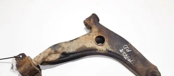 Mitsubishi Carisma Front lower control arm/wishbone