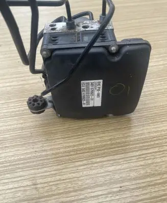 BMW 5 F10 F11 ABS Pump 6799523 6799525