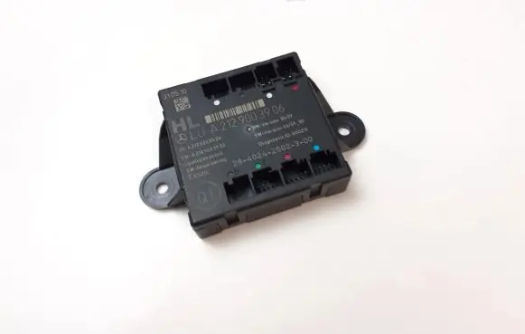 Mercedes-Benz C W204 Door control unit/module A2129003906 E509E303485U176