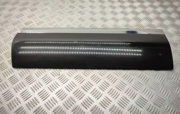 Volkswagen Touareg II Rear door trim (molding) 7P6854949H