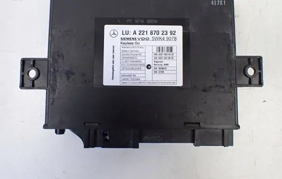 Mercedes-Benz CL C216 Keyless (KESSY) go control unit/module A2218702392