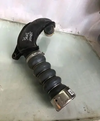 BMW X2 U10 Intercooler hose/pipe 13718471882
