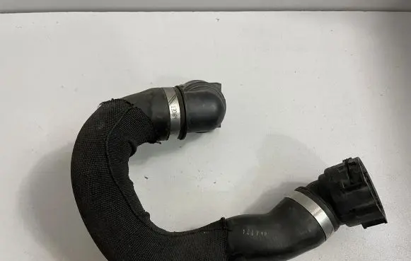 BMW X4 F26 Engine coolant pipe/hose 7601848