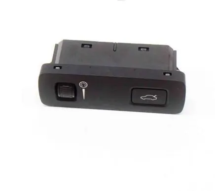 Volvo XC40 Tailgate/boot open switch button P31443873