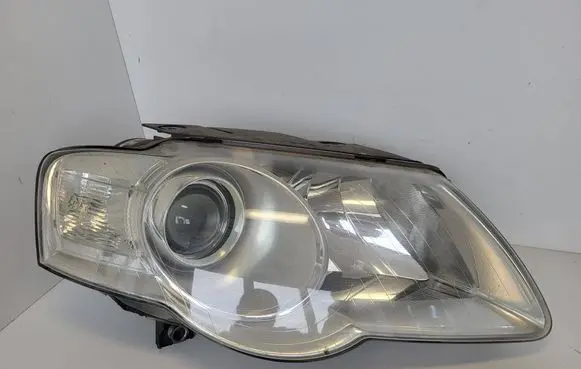 Volkswagen PASSAT B6 Headlight/headlamp 89316420