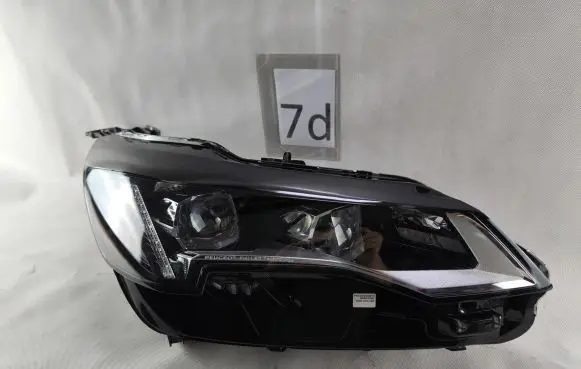 Peugeot 3008 I Headlight/headlamp 9836230580