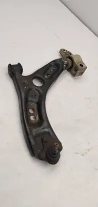 Volkswagen Golf VI Front lower control arm/wishbone 1K0365C