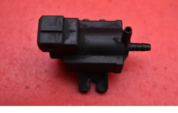 Volvo XC60 Vacuum valve 31219977