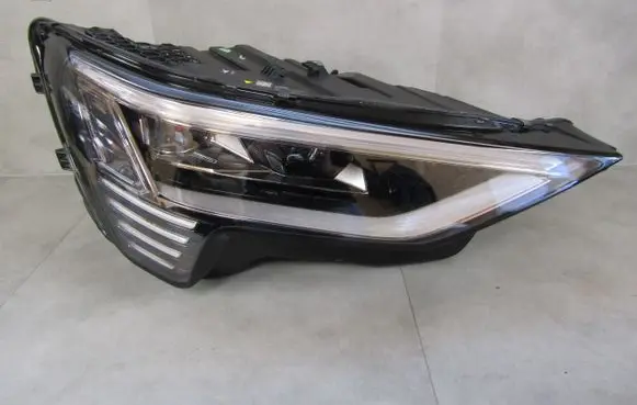 Audi e-tron Headlight/headlamp 4KE941036 12112007341 030111023600