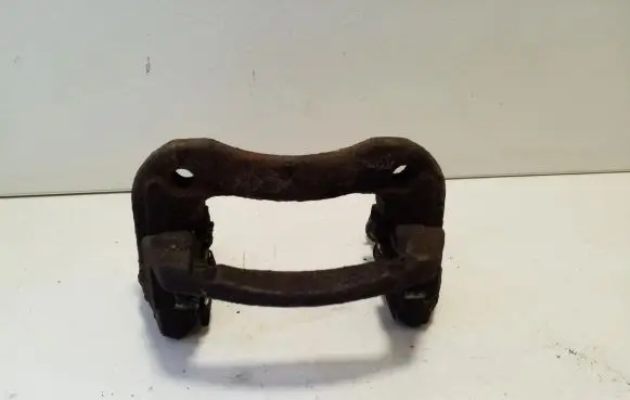 Lexus RX 330 - 350 - 400H Brake caliper pad carrier rear 