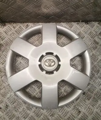 Toyota Prius (XW20) R15 wheel hub/cap/trim 