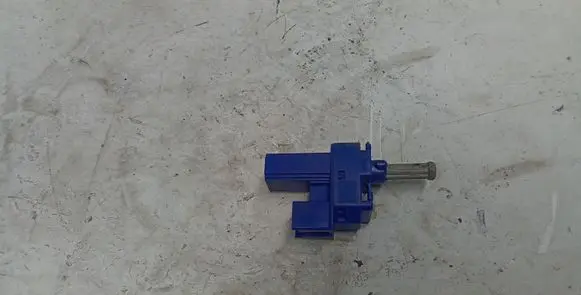 Clutch pedal sensor