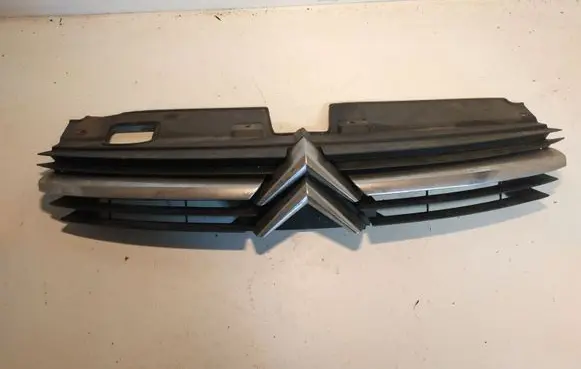 Citroen C5 Front bumper upper radiator grill 9636751980