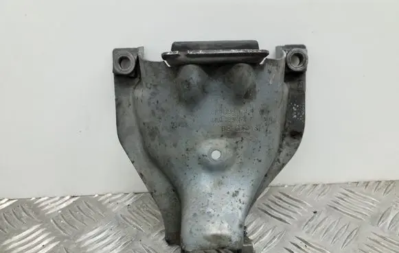 Audi A4 S4 B8 8K Engine mounting bracket 8K0399378S 8K0399378T