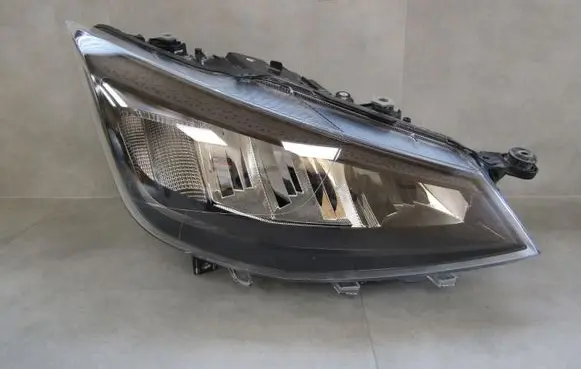 Seat Ibiza V (KJ) Headlight/headlamp 6F1941006F