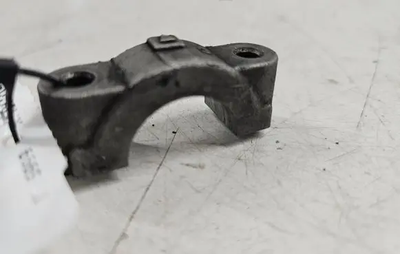 KIA Sorento Camshaft holder 