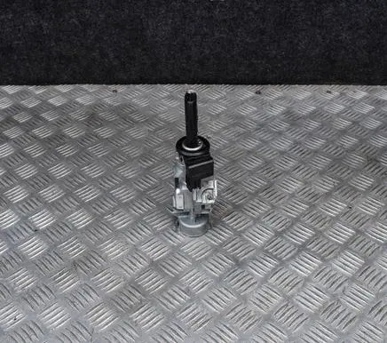 Ford Focus Ignition lock