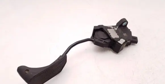 Toyota Verso Accelerator throttle pedal 07811002072 14200A 08776782876