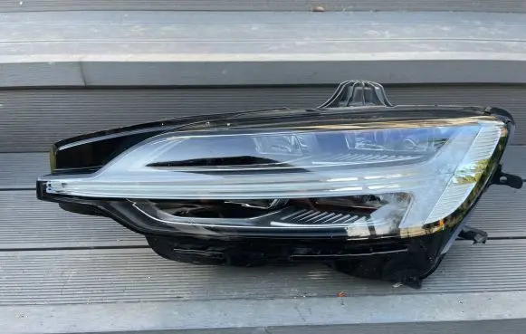 Volvo V60 Headlight/headlamp 32314189