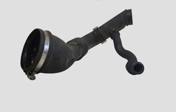 Ford Focus C-MAX Air intake hose/pipe 4M519A673AE
