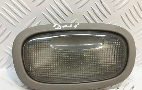 Jeep Grand Cherokee (WJ) Rear seat light