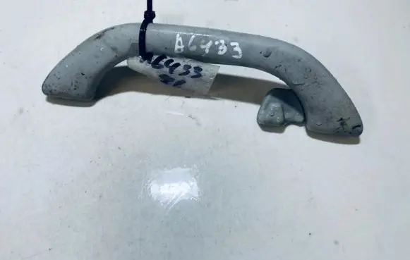 Audi A4 S4 B5 8D Rear interior roof grab handle 8d0857607a