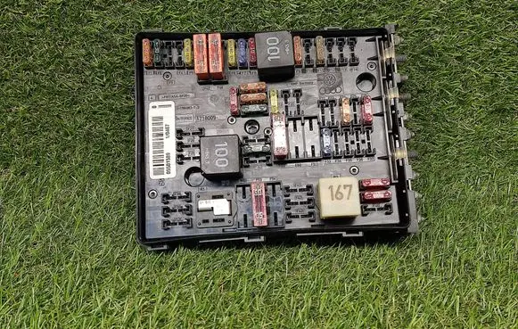 Volkswagen PASSAT CC Power management control unit 1K0937124Q 0141898621 014189862